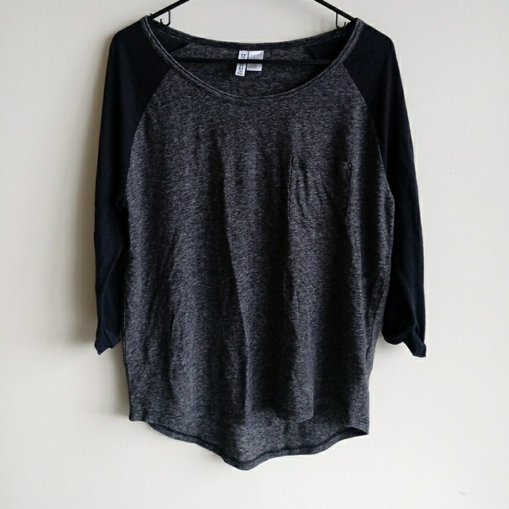 Sheer 3/4 Sleeve Scoop Neck High Low Tee